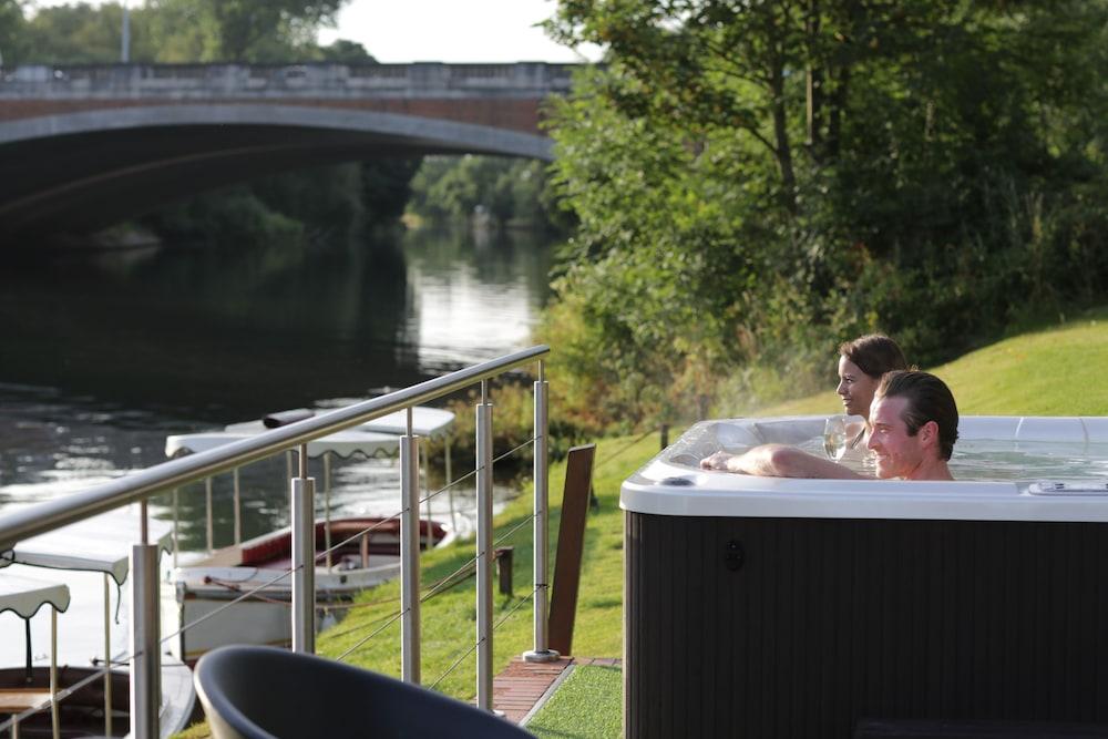 Hotel The Runnymede On Thames (adults Only) 4*