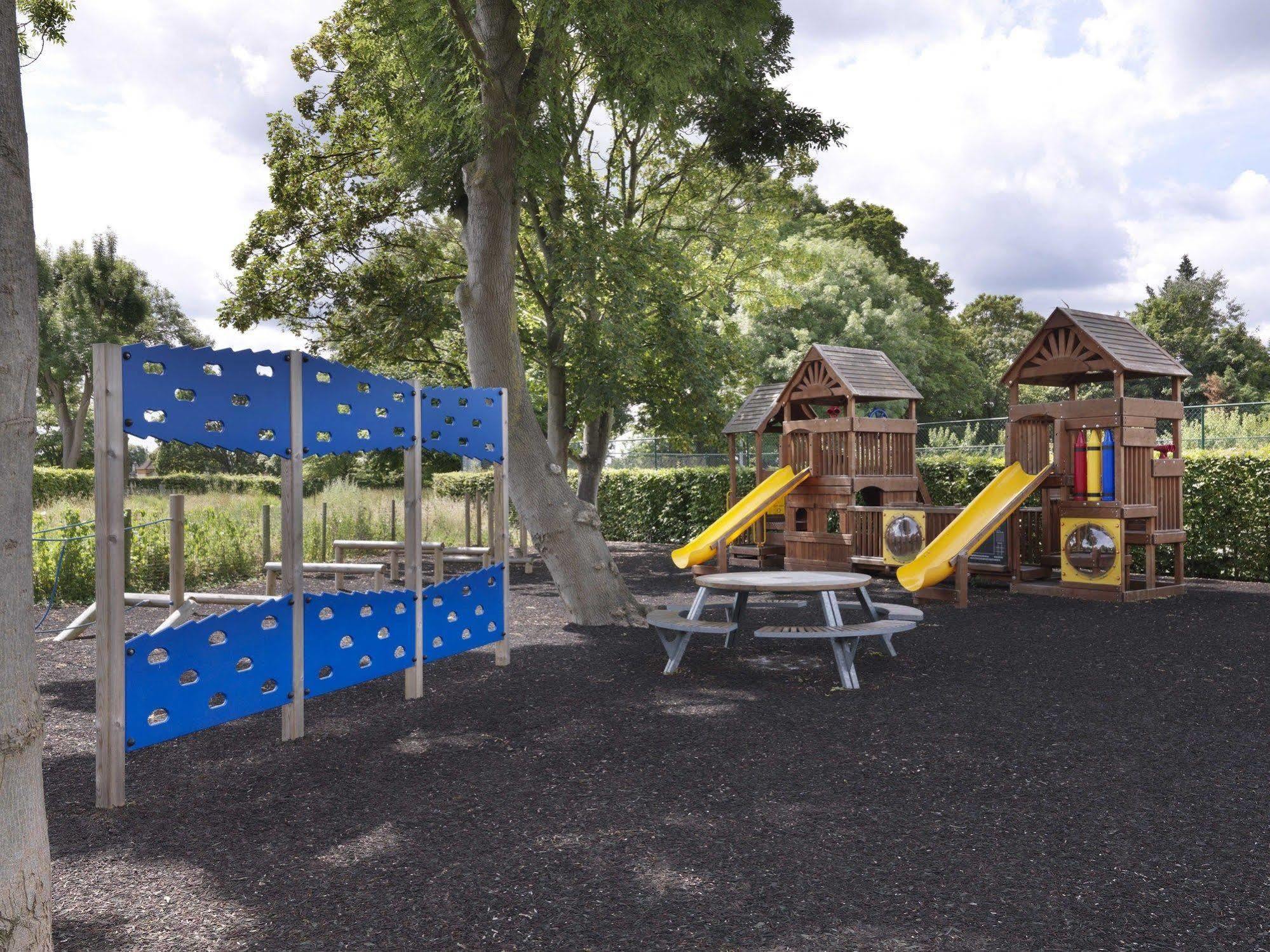 Hotel The Runnymede On Thames (adults Only) 4*